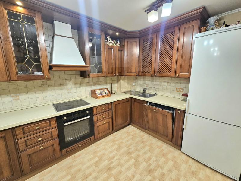 3-комн. квартира, 96 м², 2/12 этаж