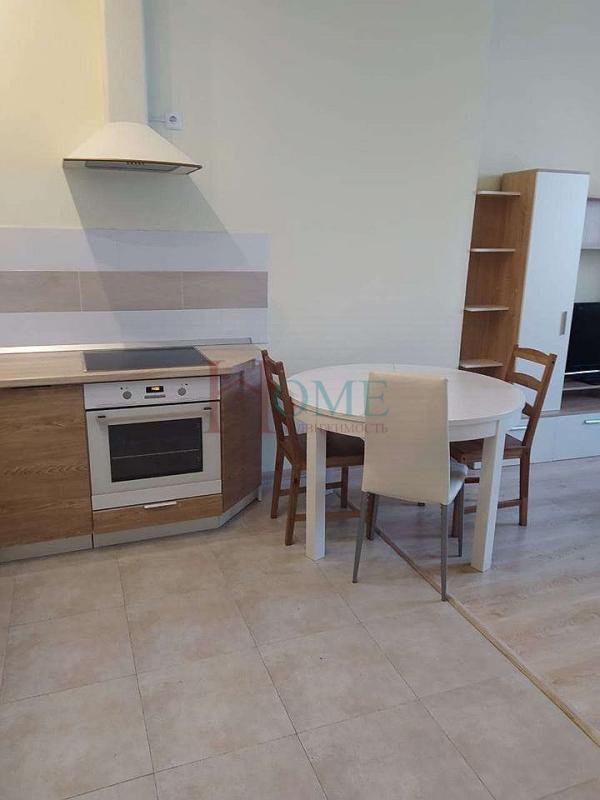 2-комн. квартира, 56 м², 14/14 этаж