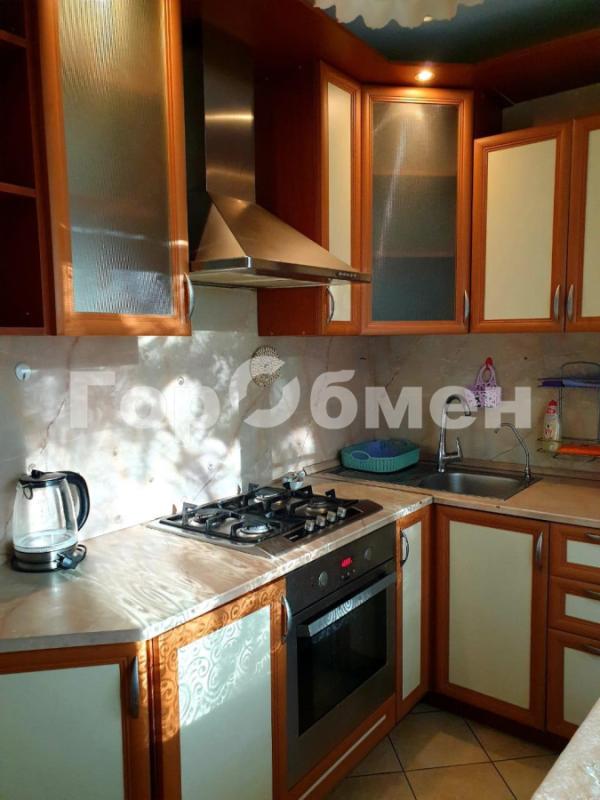 2-комн. квартира, 44 м², 1/9 этаж