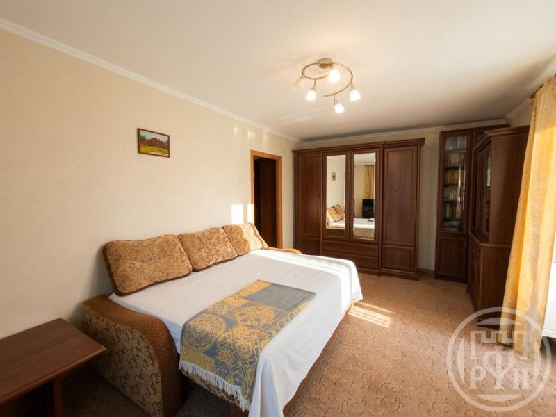 2-комн. квартира, 42 м², 2/5 этаж