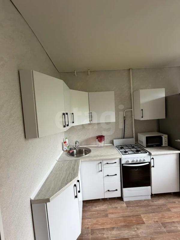 2-комн. квартира, 52 м², 3/5 этаж