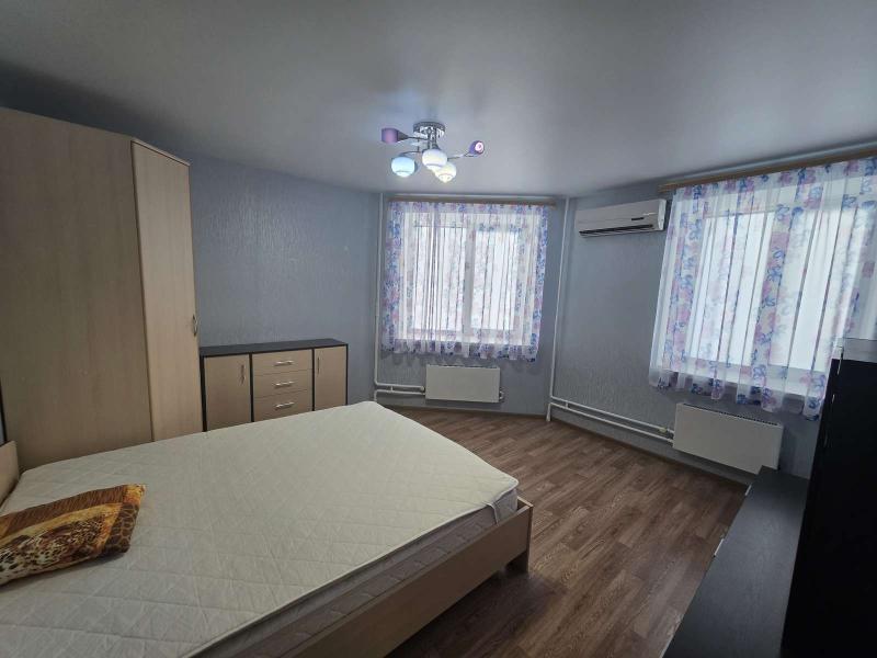 2-комн. квартира, 58 м², 7/14 этаж