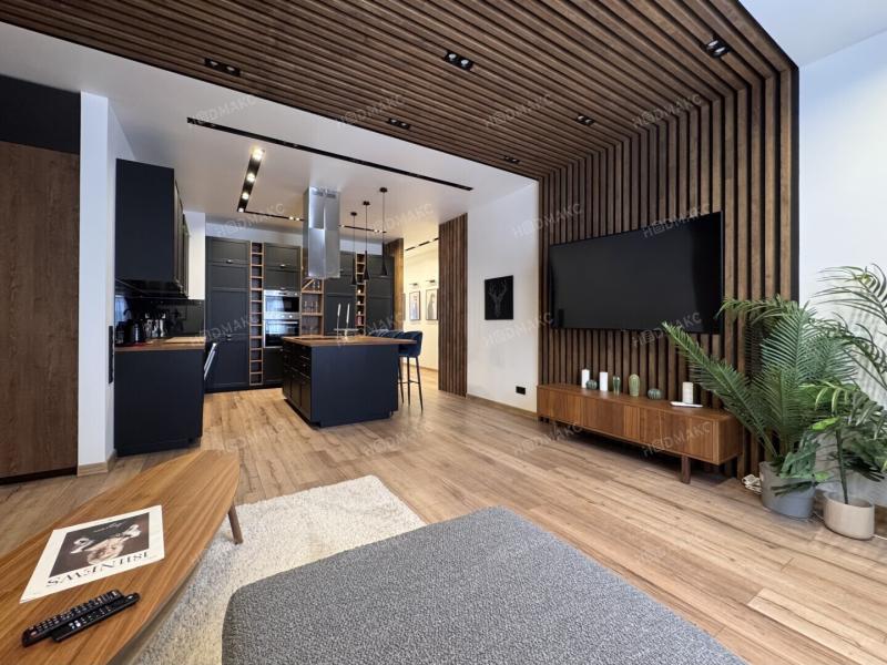 3-комн. квартира, 140 м², 6/10 этаж
