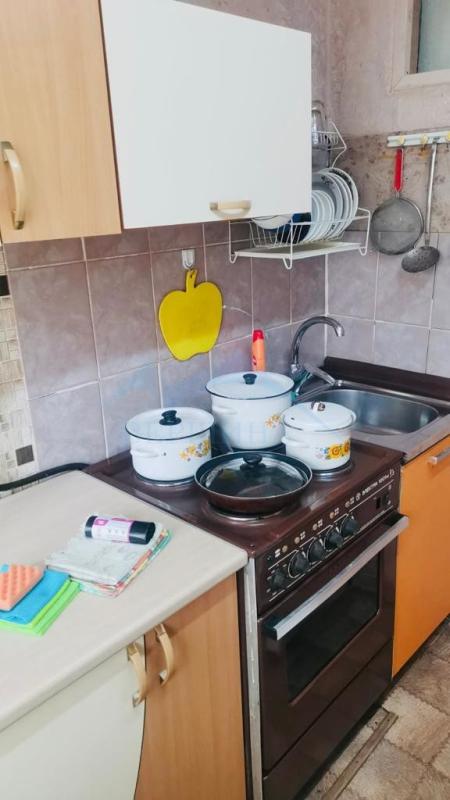 3-комн. квартира, 65 м², 1/5 этаж