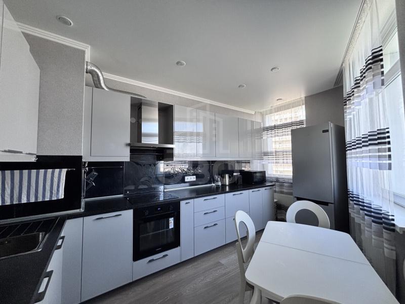 2-комн. квартира, 60 м², 21/25 этаж
