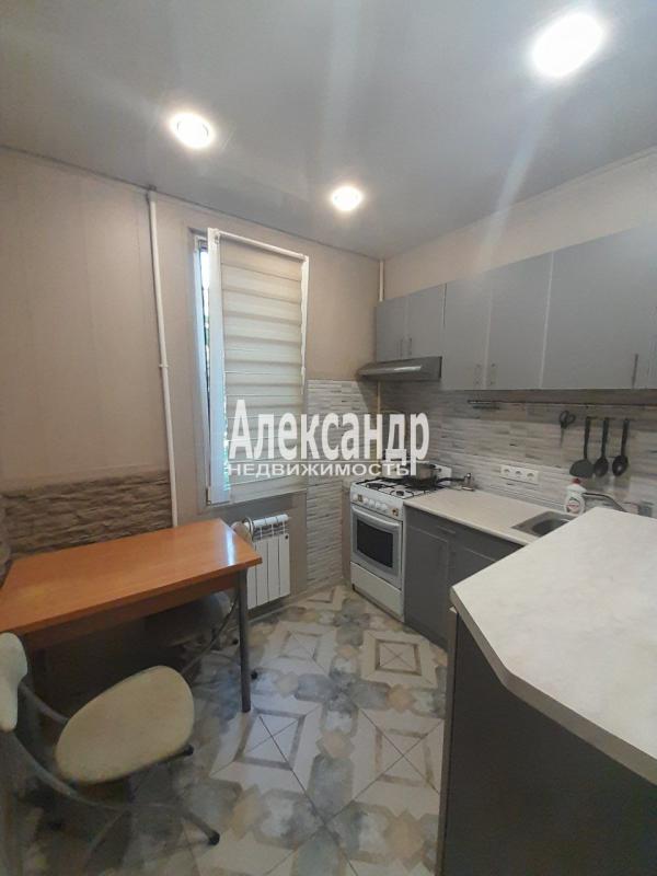 3-комн. квартира, 43 м², 2/5 этаж