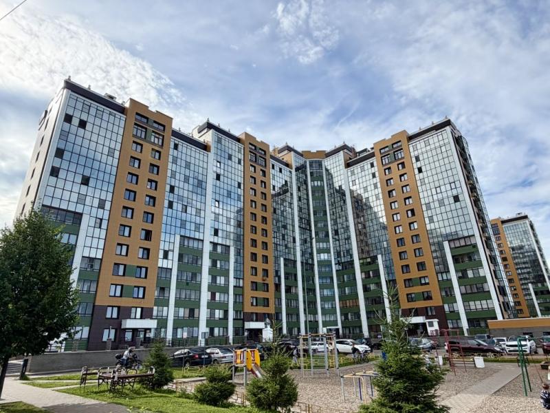 2-комн. квартира, 70 м², 8/14 этаж