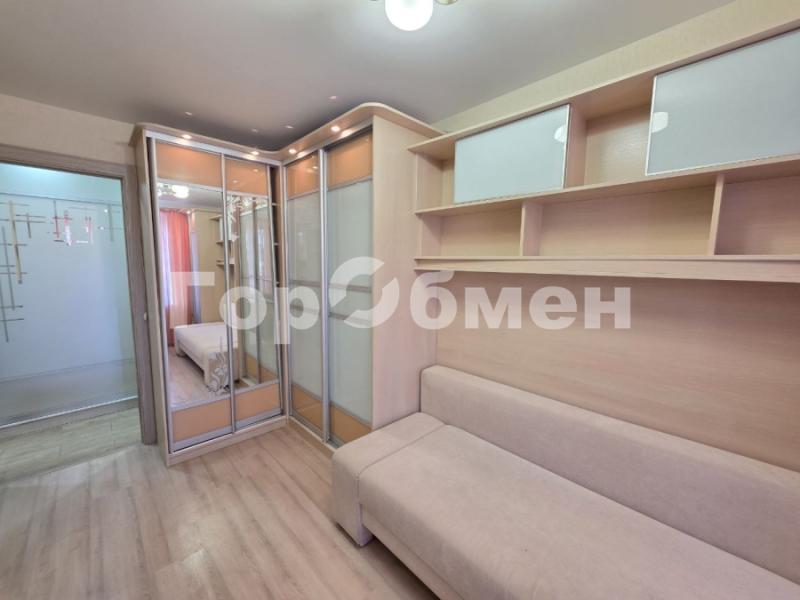 2-комн. квартира, 42 м², 2/5 этаж