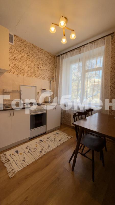 2-комн. квартира, 46 м², 3/5 этаж