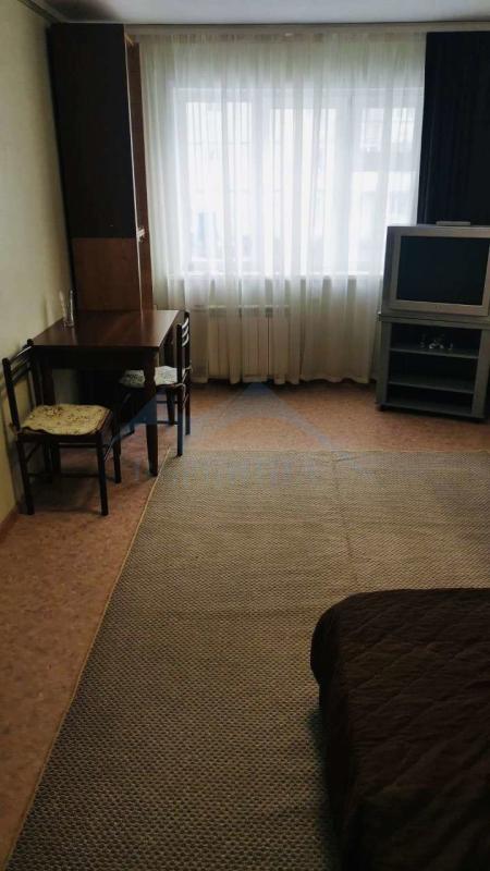 2-комн. квартира, 48 м², 3/5 этаж
