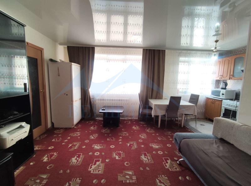 2-комн. квартира, 48 м², 4/5 этаж
