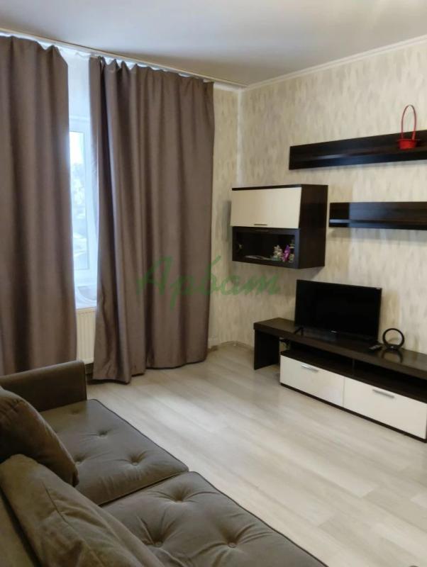 1-комн. квартира, 36 м², 1/10 этаж