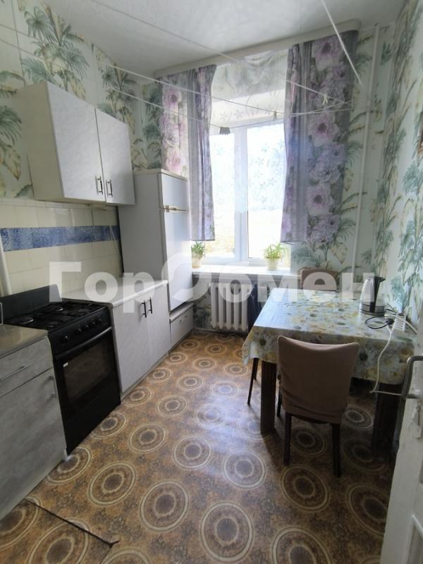 2-комн. квартира, 63 м², 2/5 этаж