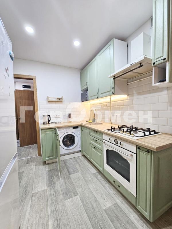 1-комн. квартира, 35 м², 1/14 этаж