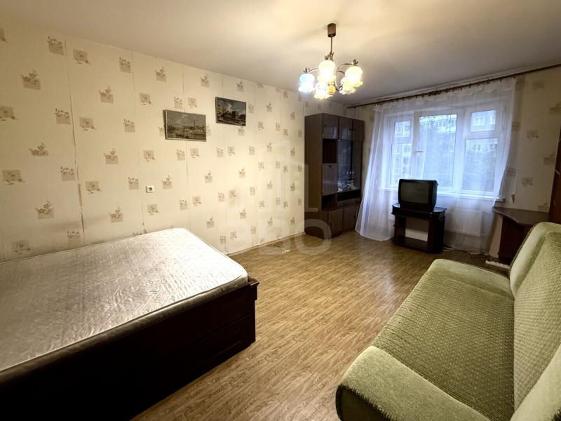 1-комн. квартира, 42 м², 4/18 этаж