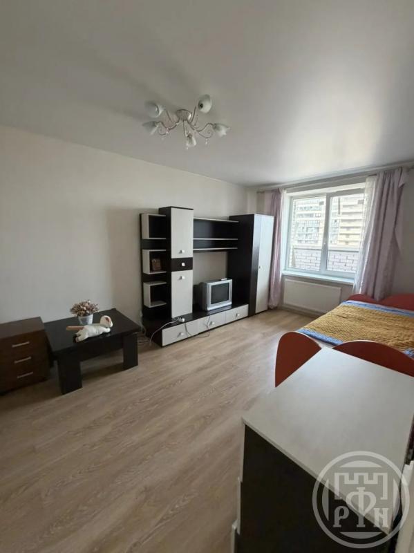 1-комн. квартира, 35 м², 21/27 этаж