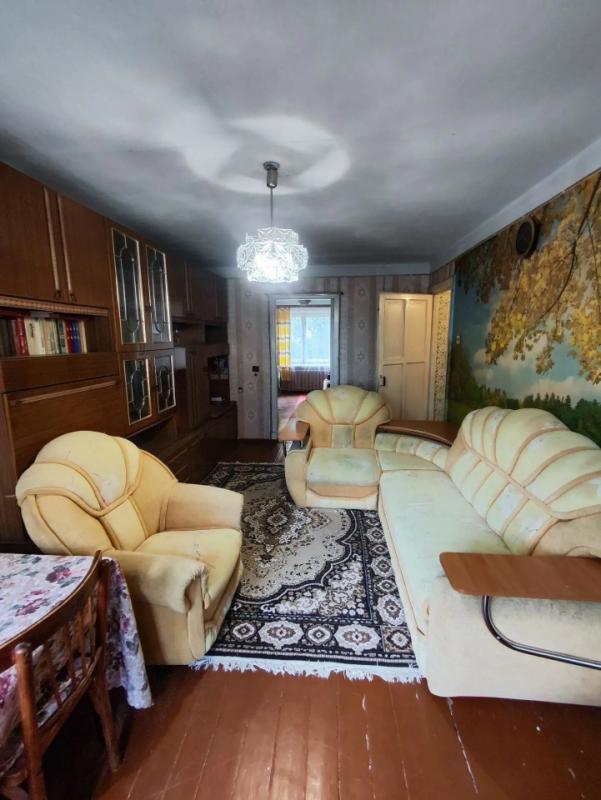 3-комн. квартира, 57 м², 2/5 этаж