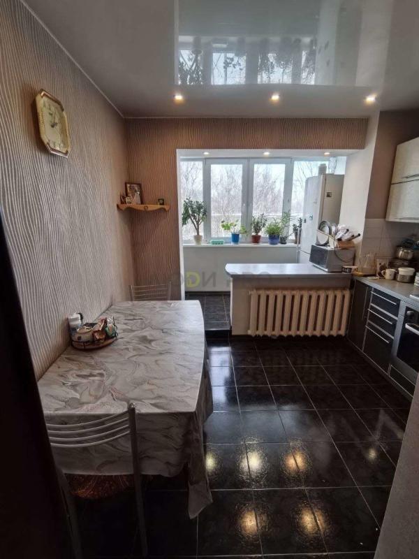 2-комн. квартира, 65 м², 6/9 этаж