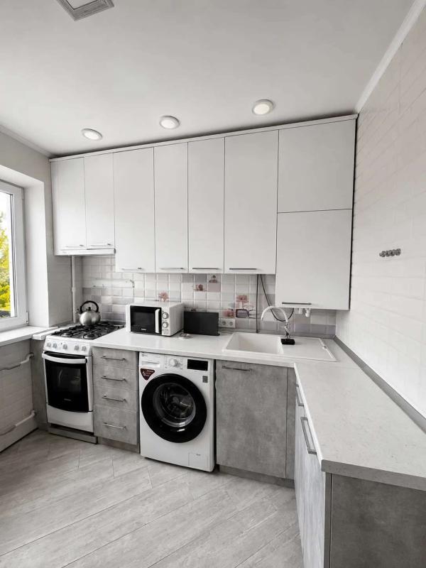 3-комн. квартира, 55 м², 2/3 этаж
