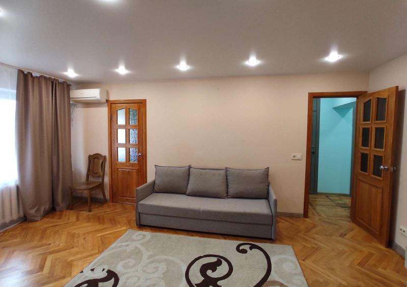 3-комн. квартира, 58 м², 4/4 этаж