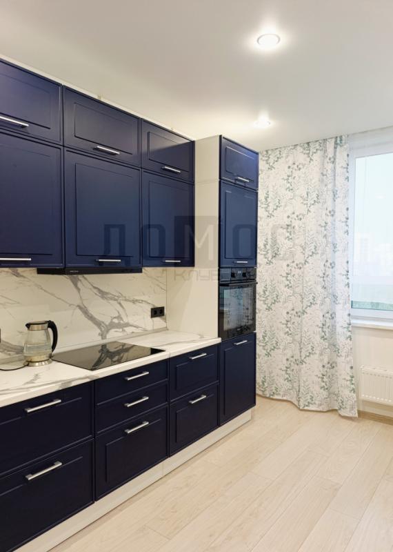2-комн. квартира, 61 м², 8/25 этаж