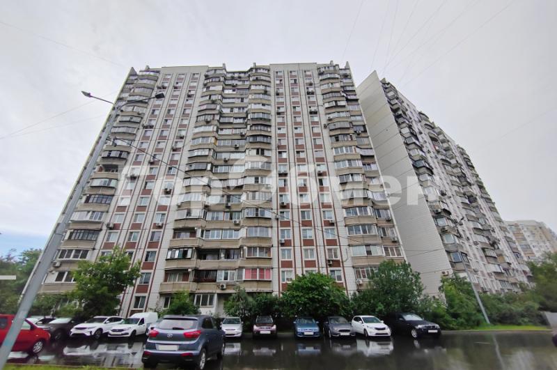 2-комн. квартира, 61 м², 5/17 этаж