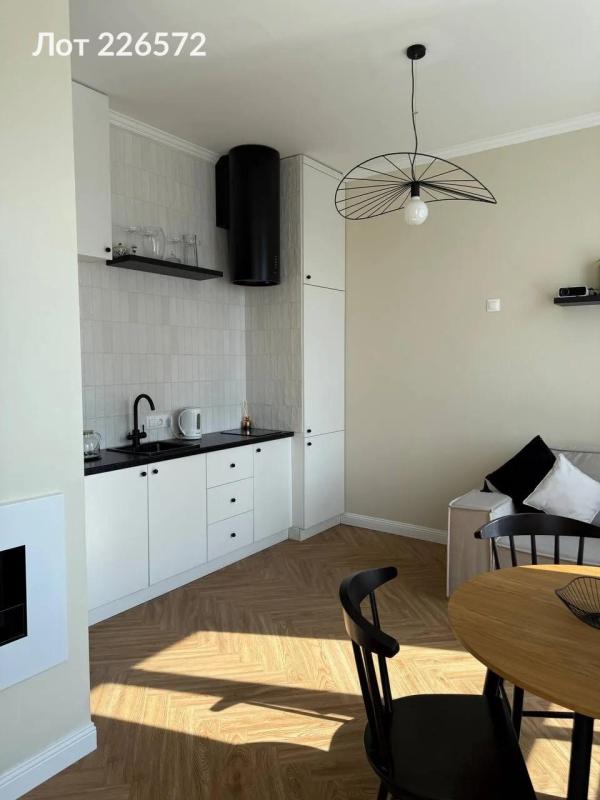 Квартира-Студия, 40 м², 18/18 этаж