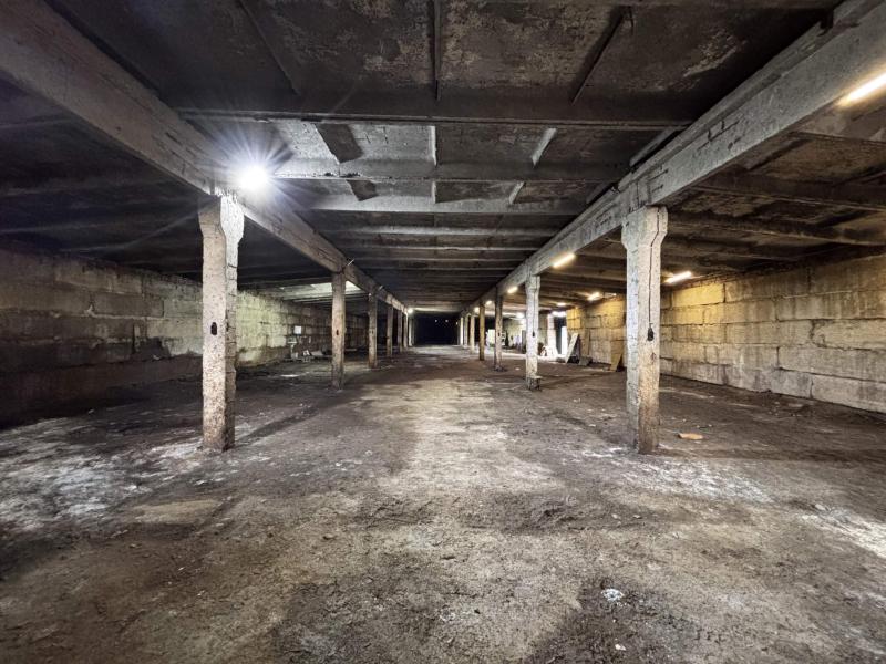 Производство, 1 200 м²