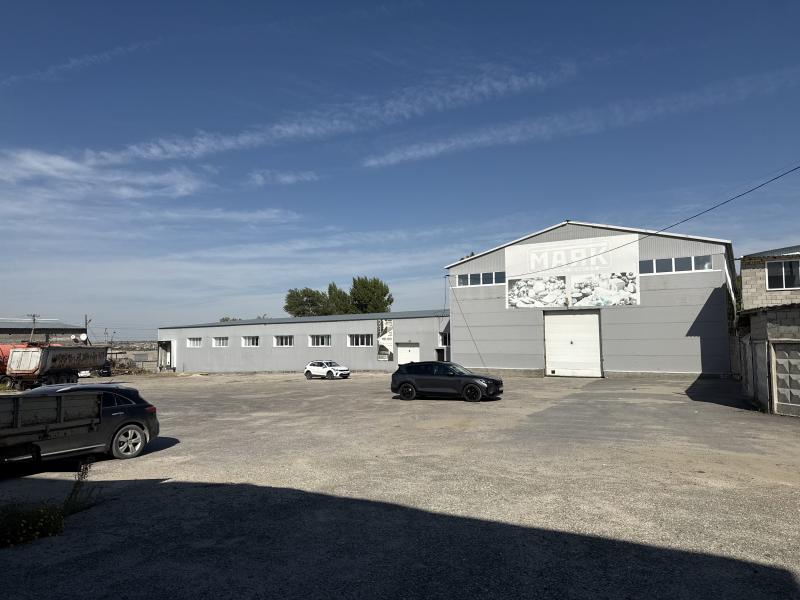 Производство, 2 450 м²