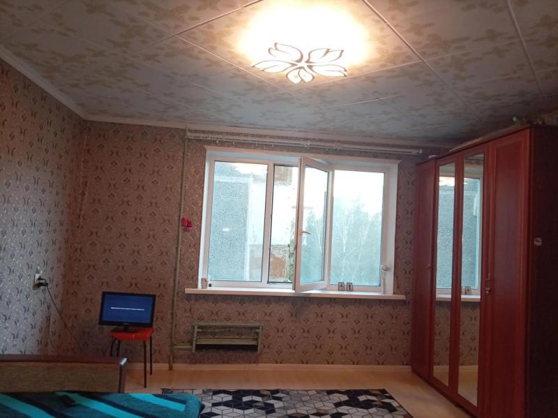 1 комната в 3-комнатной квартире, 15 м²