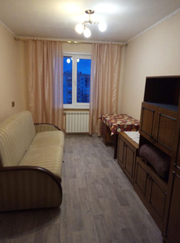 1 комната в 3-комнатной квартире, 42 м²