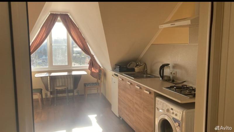 1 комната в 3-комнатной квартире, 1 м²