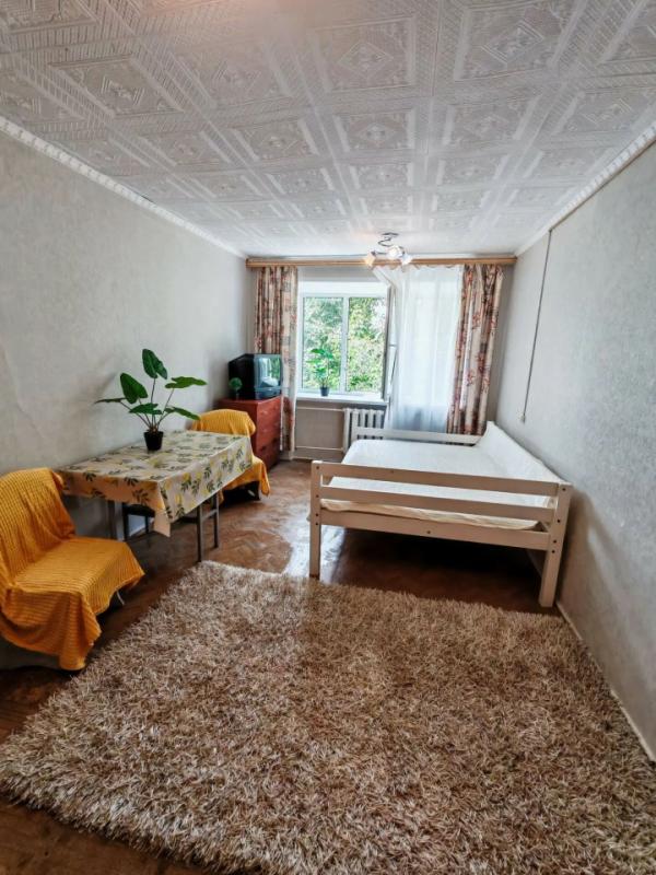 1 комната в 3-комнатной квартире, 17 м²