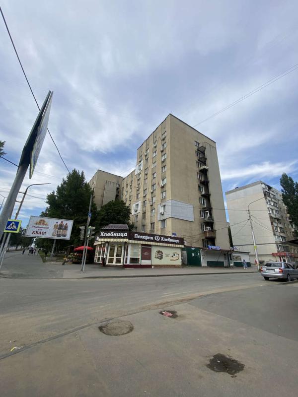 1 комната в 7-комнатной квартире