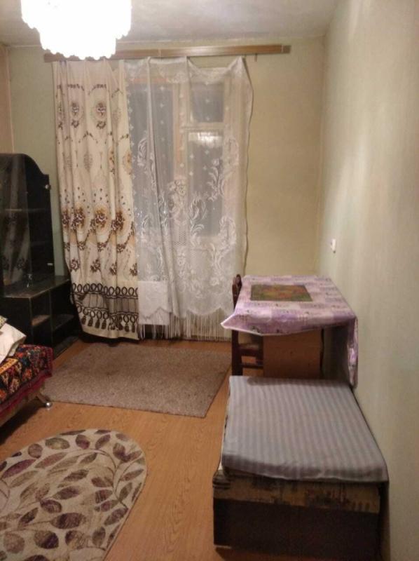 1 комната в 3-комнатной квартире, 15 м²
