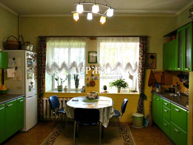 Дом, Белгородская область, Старый Оскол, мкр Углы, 1. Фото 1