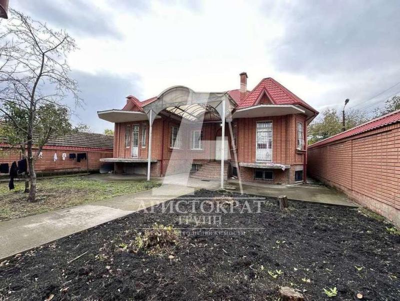 Дом, 530 м²