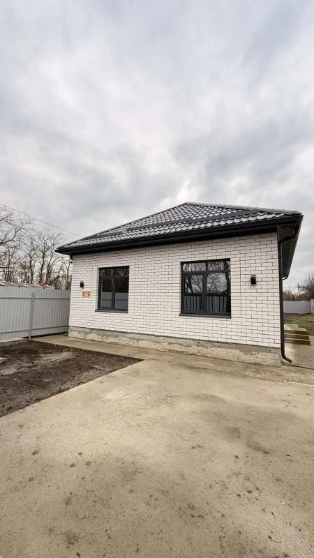 Дом, 80 м², 4 сот.