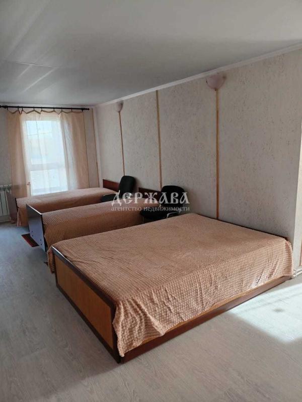 Часть дома, 300 м²