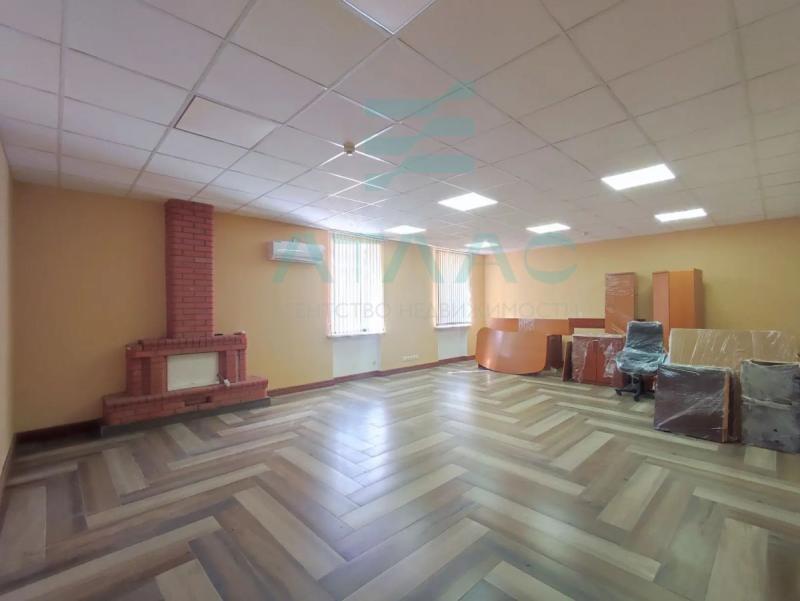 Офис, 106 м²