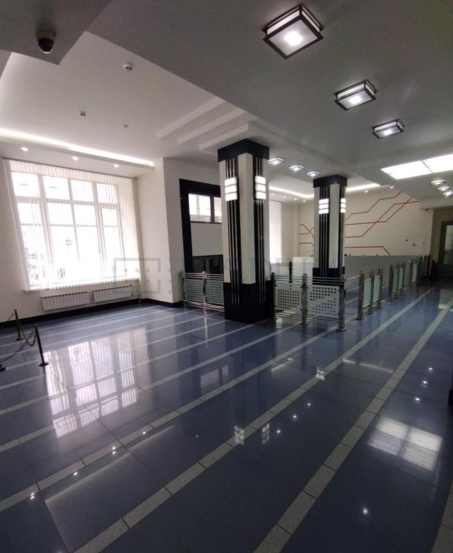 Офис, 5616 м²
