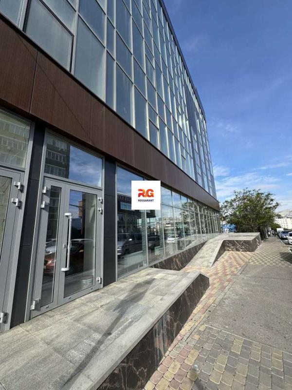 Офис, 2400 м²