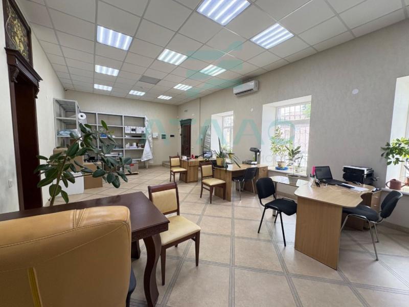 Офис, 130 м²