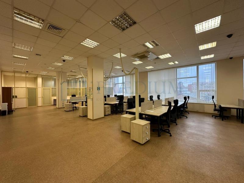 Офис, 746 м²