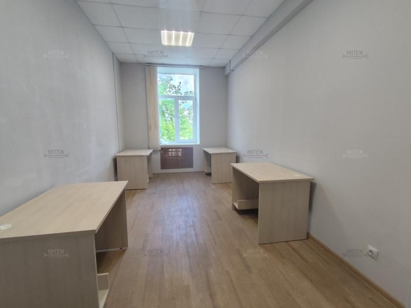 Офис, 105 м²