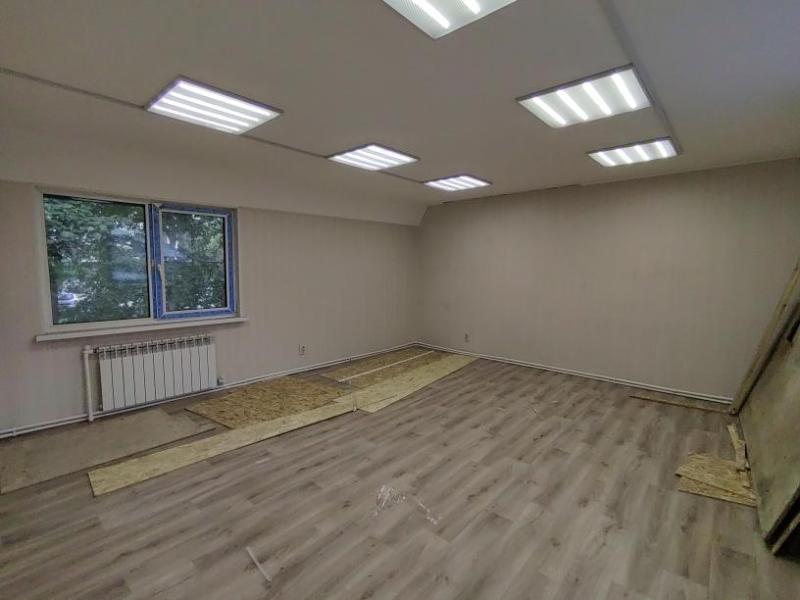 Офис, 180 м²