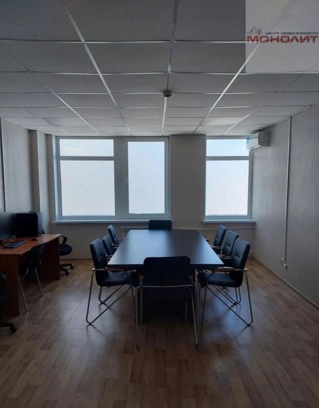 Офис, 640 м²