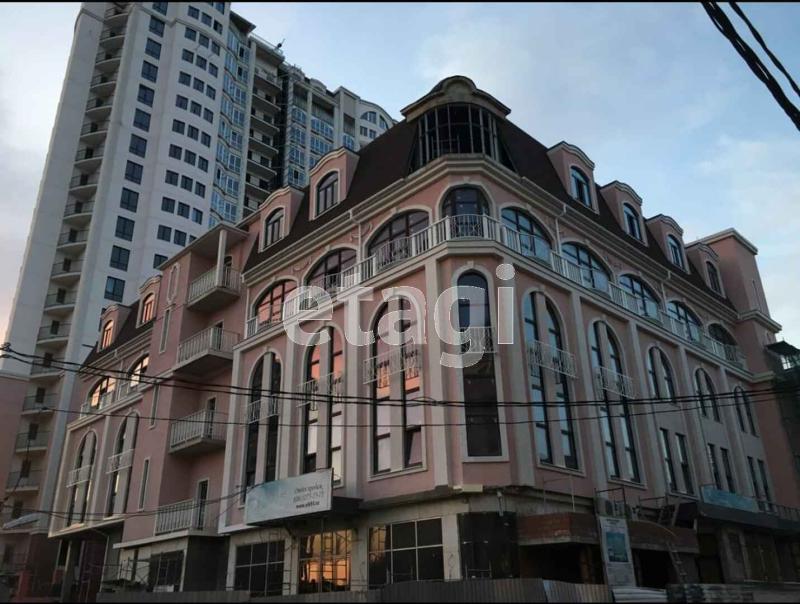 Торговая площадь, 592 м²