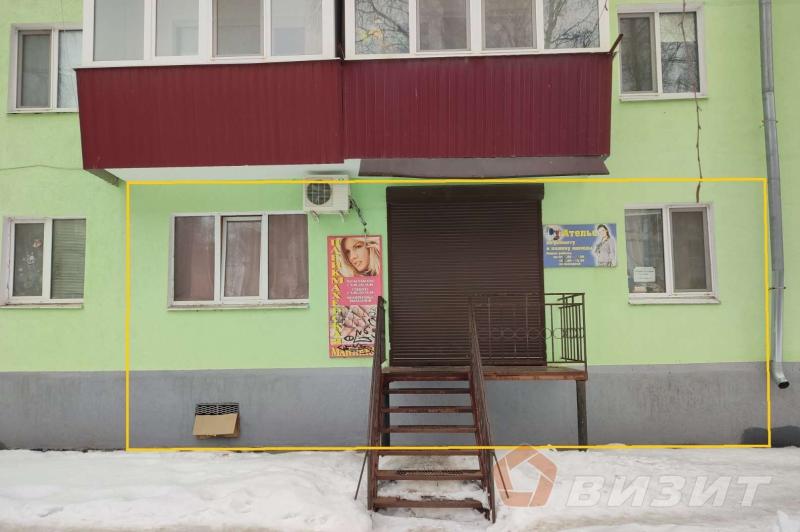 Торговая площадь, Самарская область, Чапаевск, ул. Калинина, 21. Фото 1