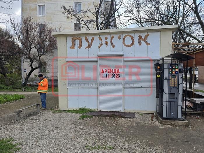 Торговая площадь, 16 м²